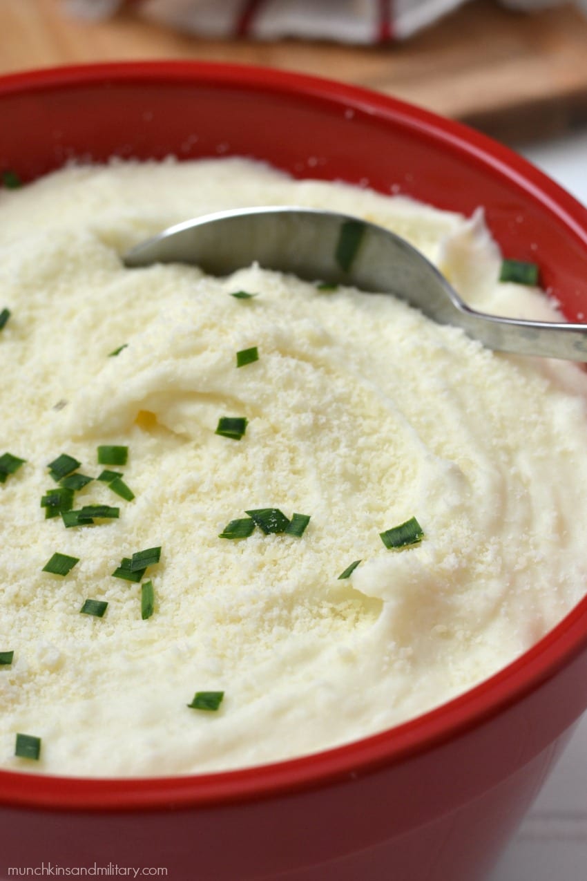 Rich and creamy mashed potatoes - This recipe is sure to be a hit!