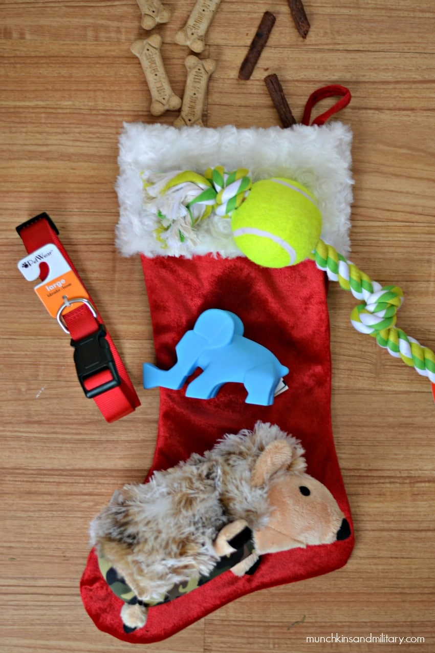 #TreatThePups with Doggy Stocking Stuffers!