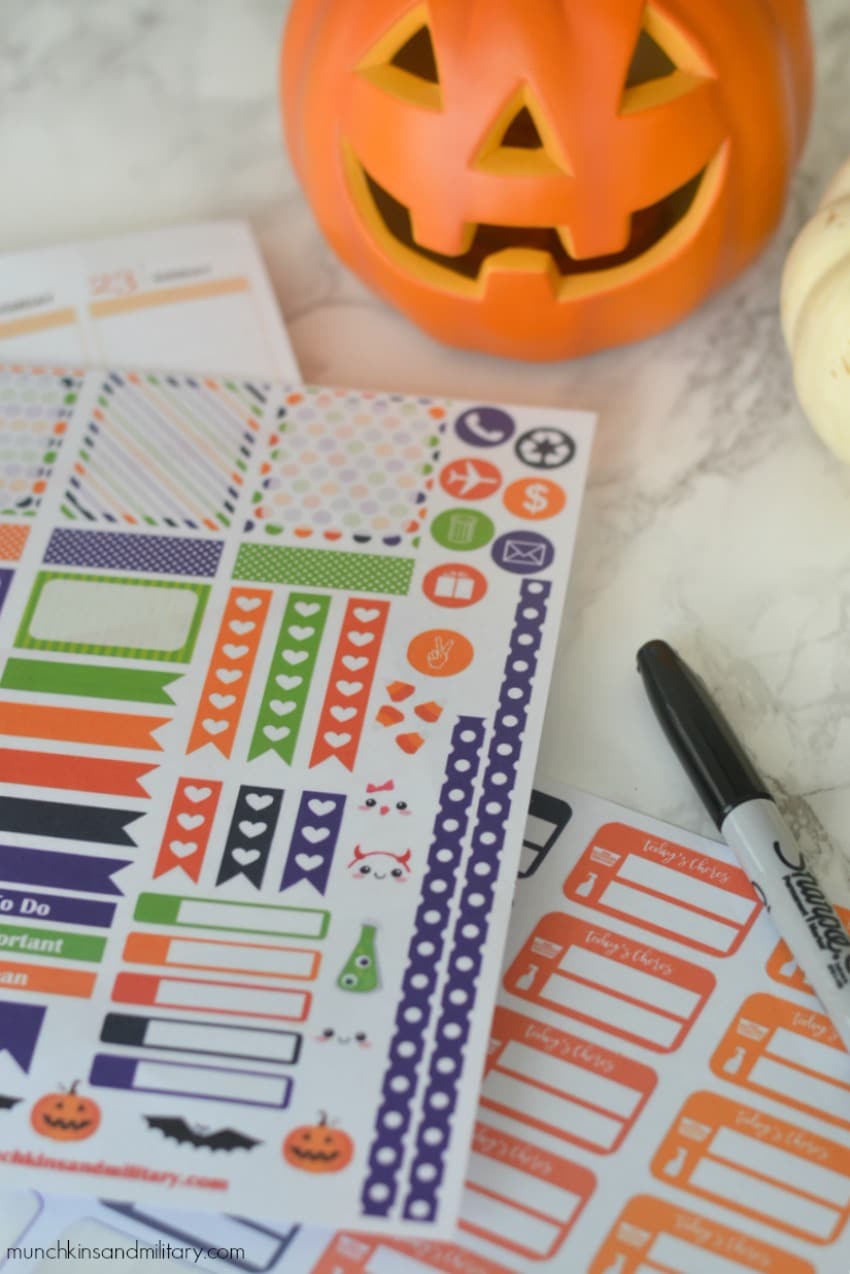 Free printable Halloween planner stickers - Cricut & Silhouette