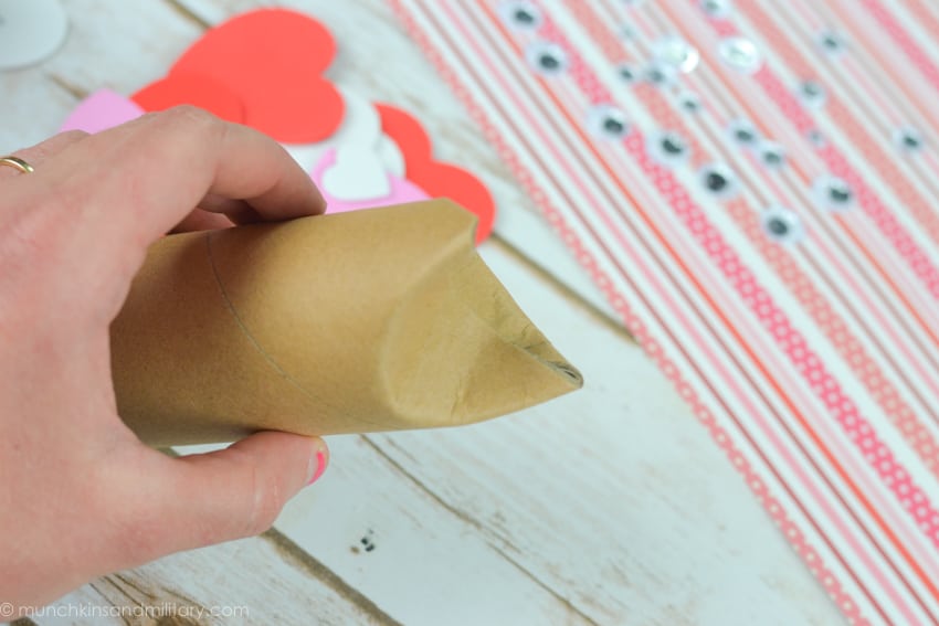 Folded cardboard tubes for Valentine's treat craft 
